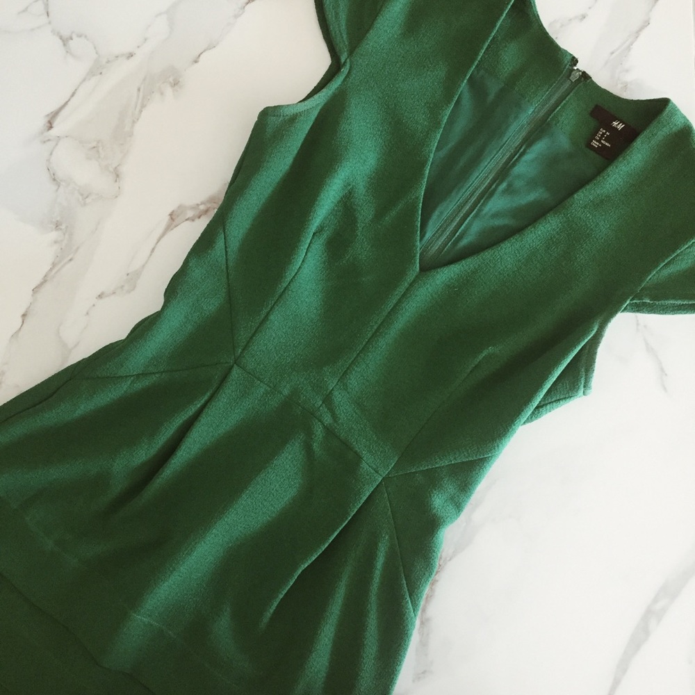 H&M Green Short Sleeve Dress